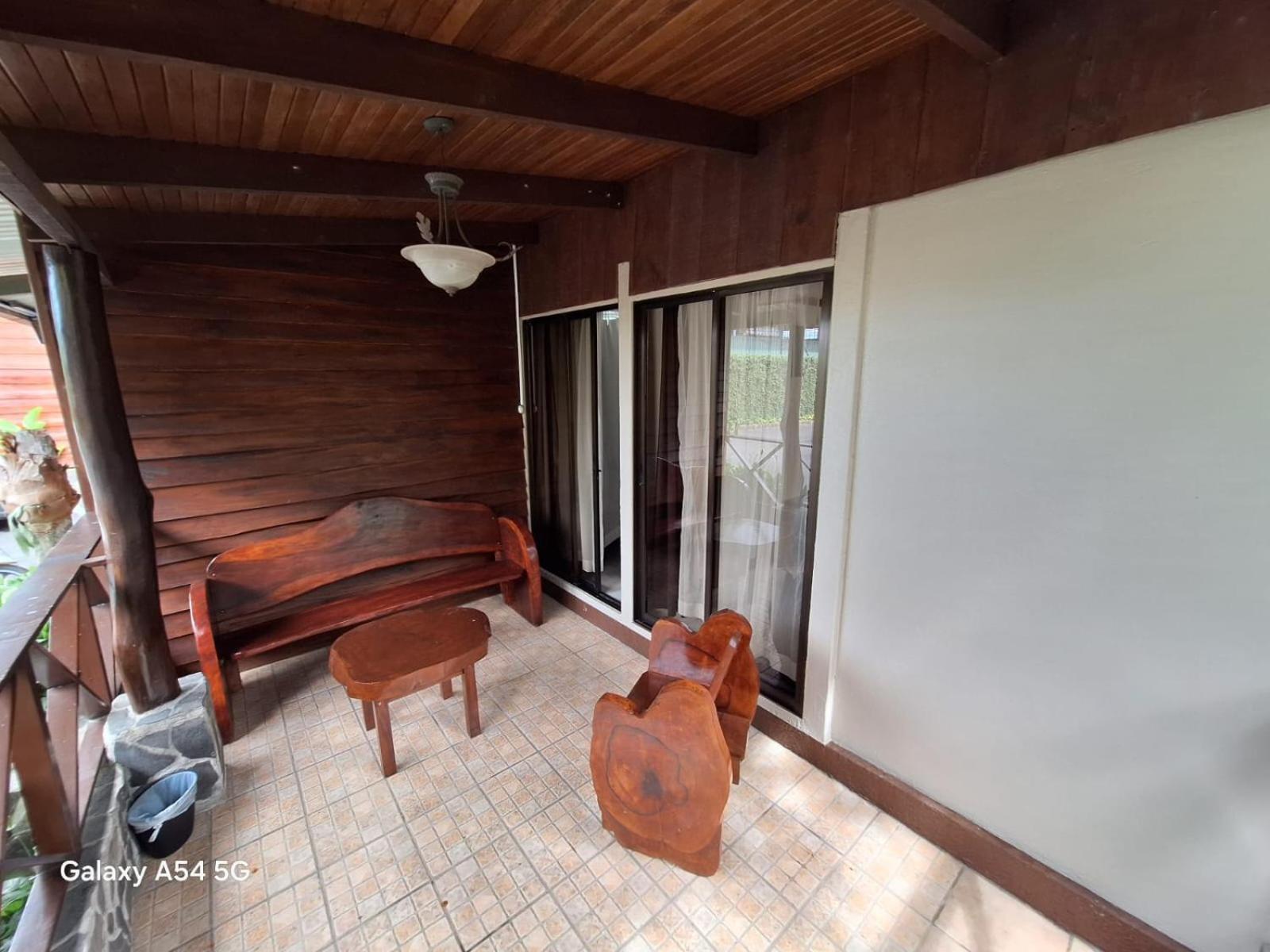 Hotel Iris Arenal La Fortuna Eksteriør billede