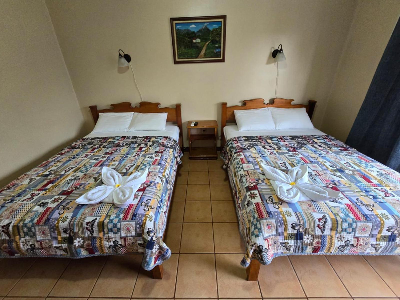Hotel Iris Arenal La Fortuna Eksteriør billede